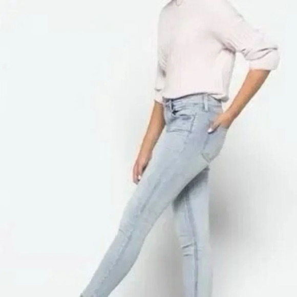 Pistola Arielle Skinny Scissor Cut Hem Jeans NWT - Picture 3 of 15